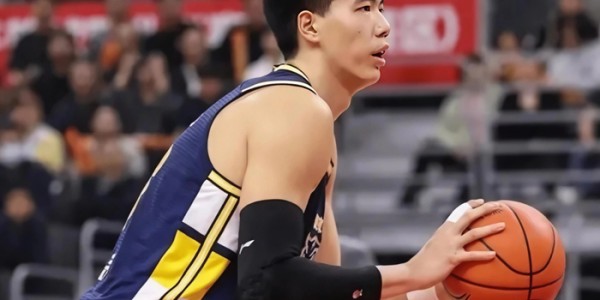 九游游戏中心-焦泊乔会离开广东队吗？CBA名记进行了解答|杜锋|付政浩|广东男篮|沈梓捷|球队_新浪体育_新浪新闻